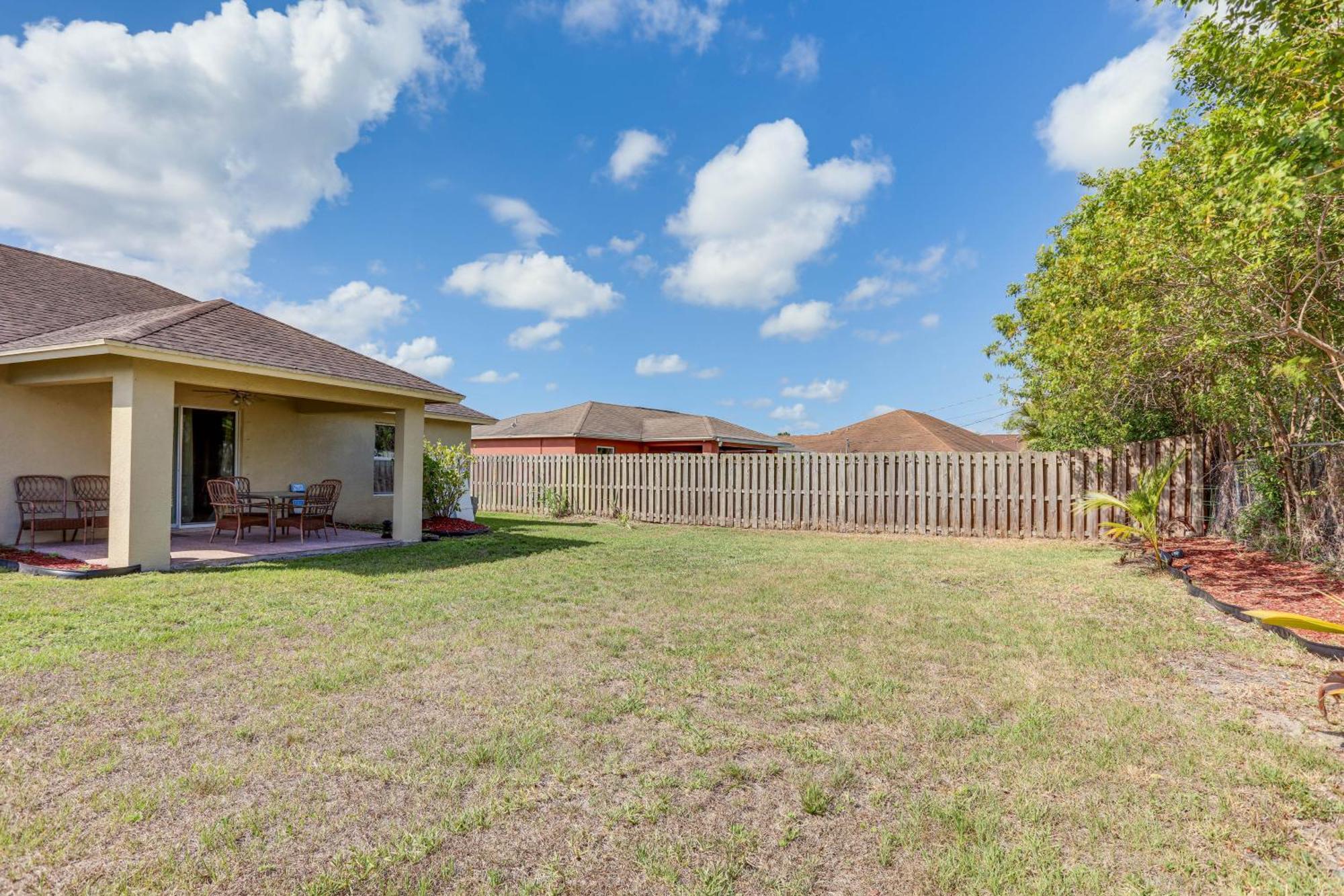 Port St Lucie Home With Above-Ground Pool And Grill Carlton Exterior foto